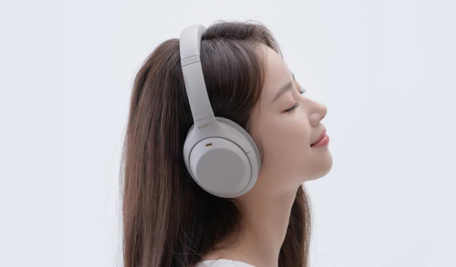 고음질 블루투스 헤드셋 '소니 노이즈 캔슬링 무선 헤드폰 WH-1000XM4' 고음질 블루투스 헤드셋 '소니 노이즈 캔슬링 무선 헤드폰 Wh-1000Xm4'