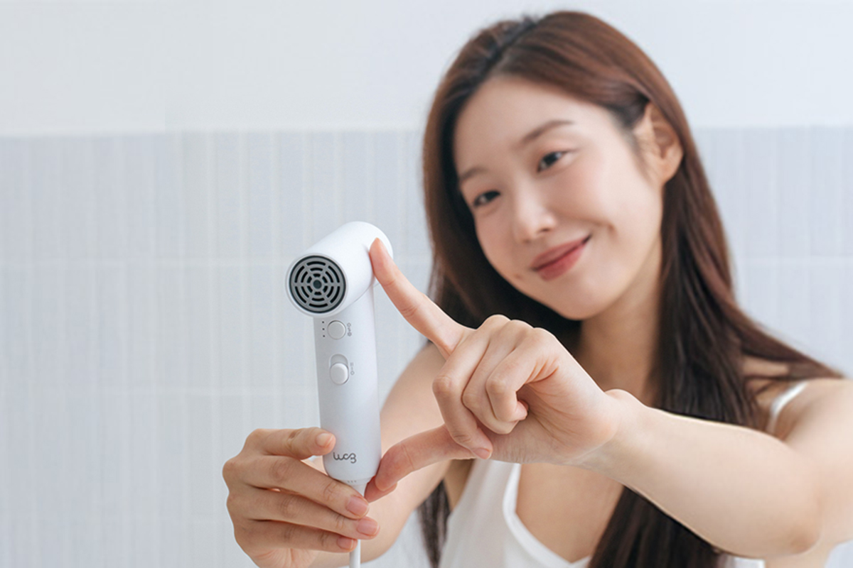 강력한 바람과 세밀한 온도 조절 기능을 한 뼘에 담아낸 아이랩 한뼘 드... - 뉴스 썸네일 이미지