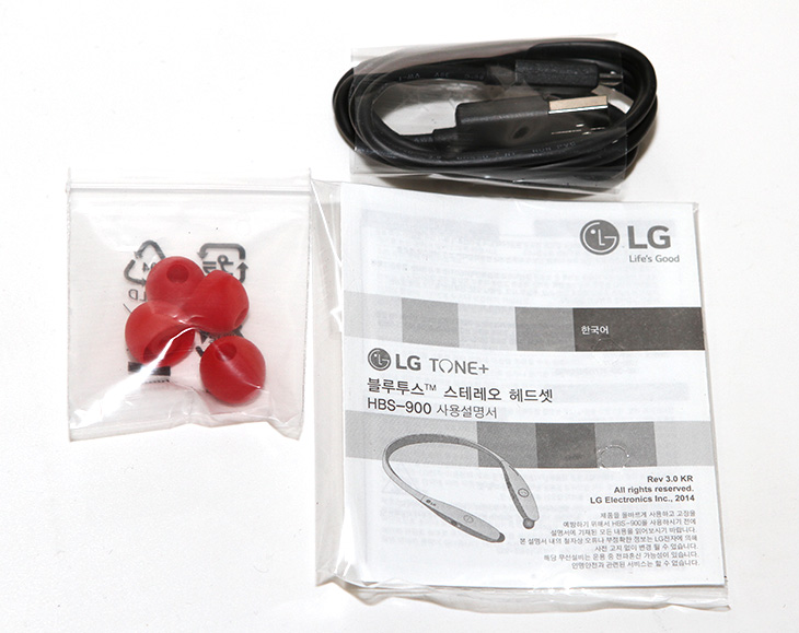 LG ÷, HBS-900 ,忡, , ˾ƺ,IT,IT ǰ,,, ̾, ̾ ô մϴ.    ̰   ϴٰ  ε. LG ÷ HBS-900 忡    ̾ Դϴ.  ǰ  ˾ƺ   캸 մϴ.  ǰ ϸī Ʃ Ǿִ ǰ Դϴ.  κп Ϲ ̾ٴ      ̶ 밨  ϴ κ. LG ÷ HBS-900 忡Ǵ   aptX ڵ  մϴ.  忡̶ ̸   Ӱ ͼ Դϴ. ɺκ ̹ ִ HBS-900  մϴ.